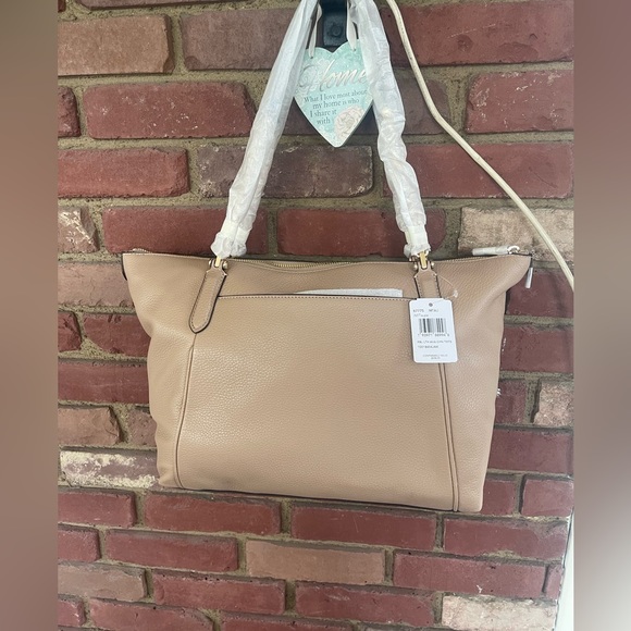 🔥NWT 🔥COACH 🔥SHOULDER 🔥BAG 🔥 - Picture 4 of 5